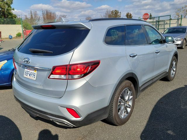 2017 Hyundai Santa Fe SE