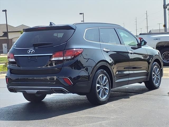 2017 Hyundai Santa Fe SE