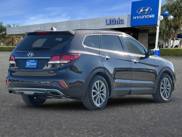 2017 Hyundai Santa Fe SE