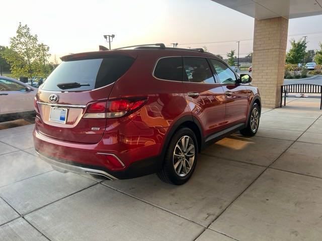 2017 Hyundai Santa Fe SE