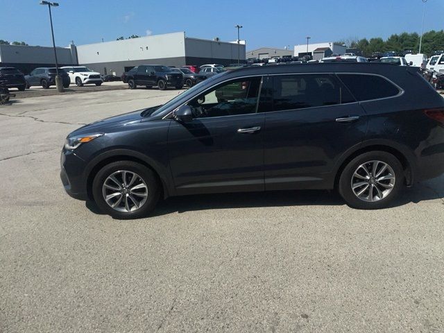 2017 Hyundai Santa Fe SE