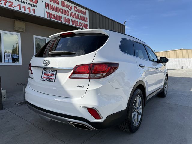 2017 Hyundai Santa Fe SE