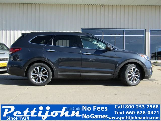 2017 Hyundai Santa Fe SE