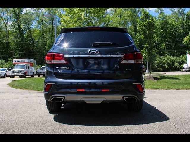 2017 Hyundai Santa Fe SE