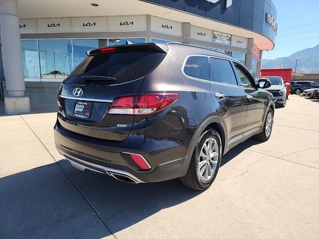 2017 Hyundai Santa Fe SE