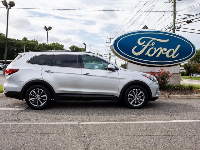 2017 Hyundai Santa Fe SE