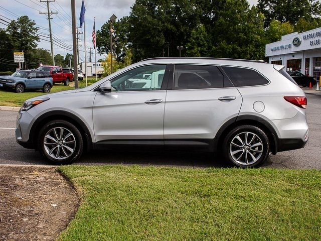 2017 Hyundai Santa Fe SE