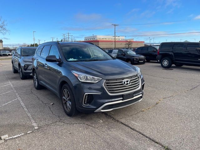 2017 Hyundai Santa Fe SE