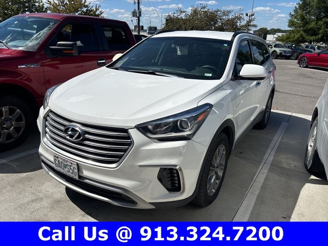 2017 Hyundai Santa Fe SE