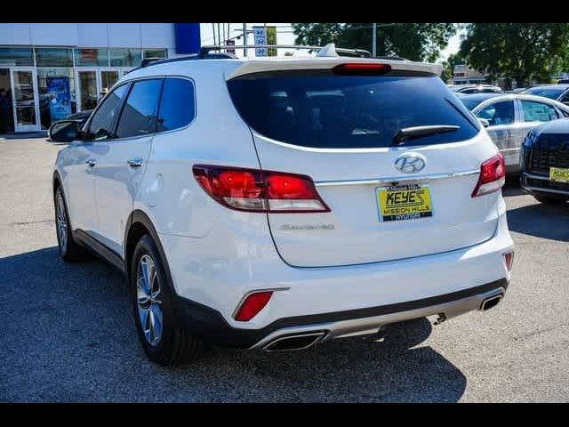 2017 Hyundai Santa Fe SE