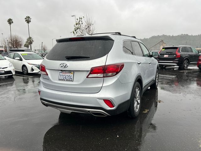 2017 Hyundai Santa Fe SE