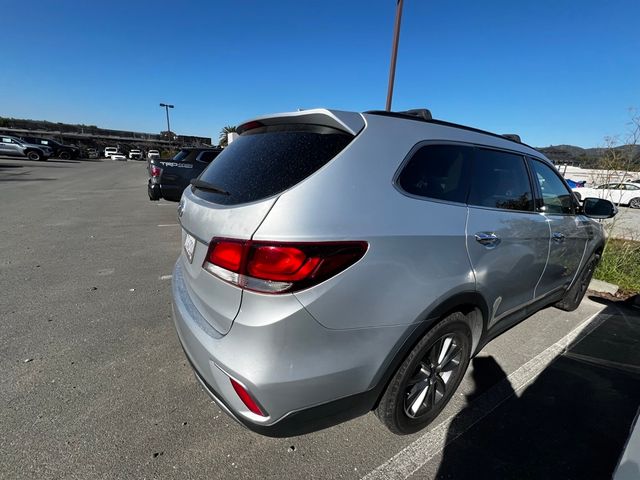 2017 Hyundai Santa Fe SE