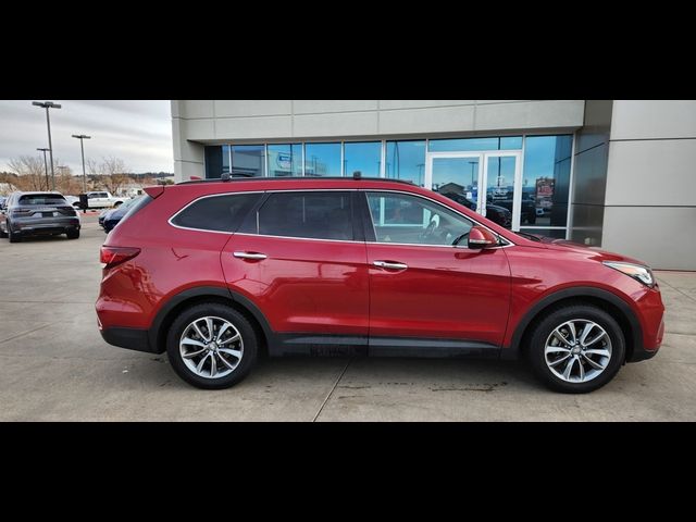 2017 Hyundai Santa Fe SE