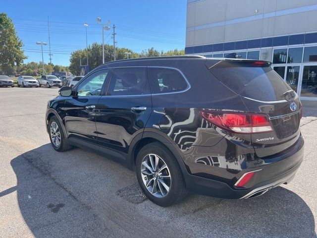 2017 Hyundai Santa Fe SE