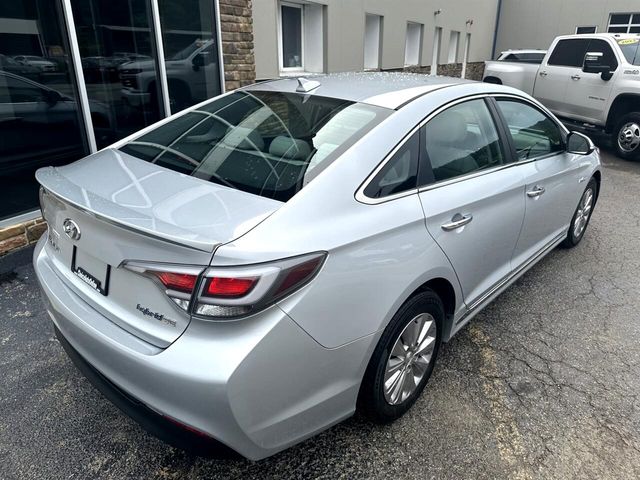 2017 Hyundai Sonata Hybrid SE