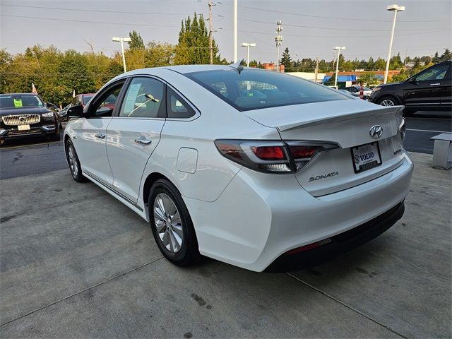 2017 Hyundai Sonata Hybrid SE