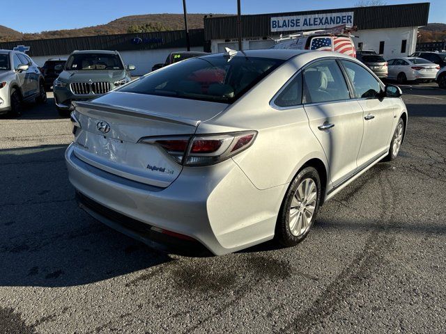 2017 Hyundai Sonata Hybrid SE