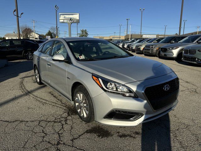 2017 Hyundai Sonata Hybrid SE