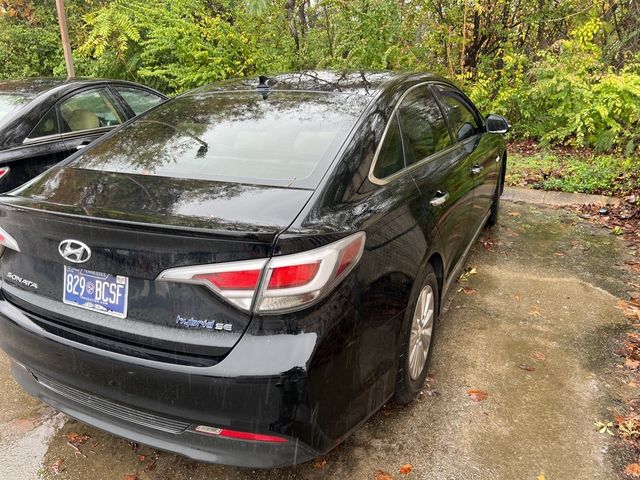 2017 Hyundai Sonata Hybrid SE