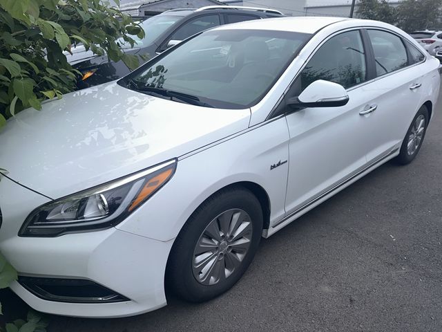 2017 Hyundai Sonata Hybrid SE