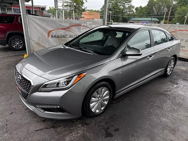 2017 Hyundai Sonata Hybrid SE