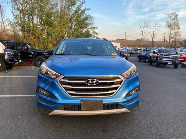 2017 Hyundai Tucson Night