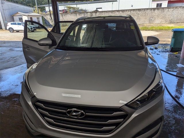 2017 Hyundai Tucson SE Plus