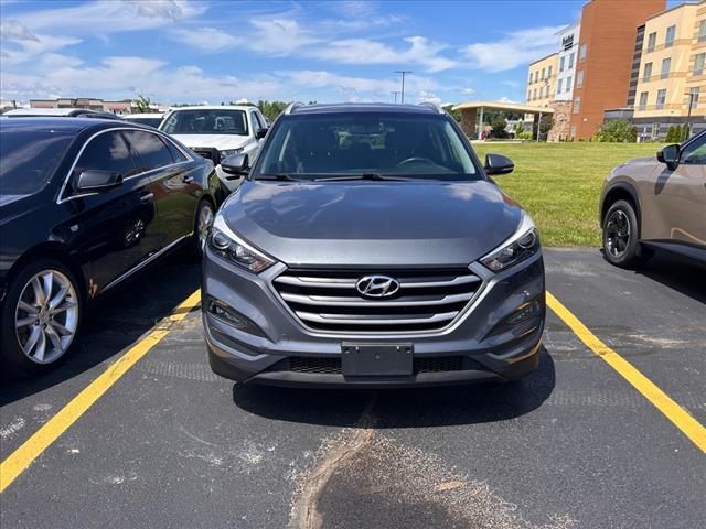 2017 Hyundai Tucson SE Plus