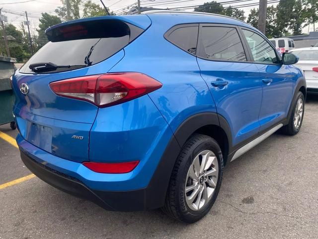 2017 Hyundai Tucson SE