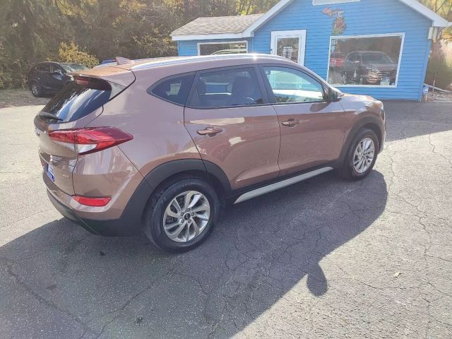 2017 Hyundai Tucson SE Plus