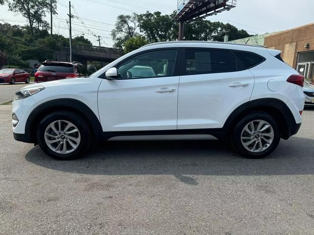 2017 Hyundai Tucson SE