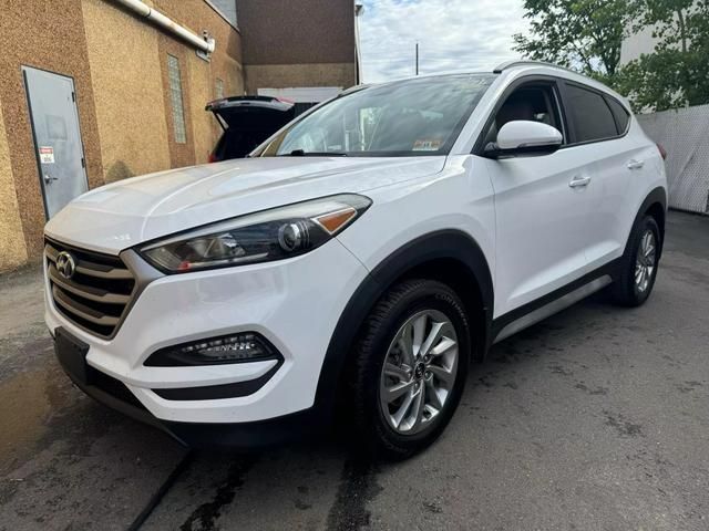 2017 Hyundai Tucson SE Plus