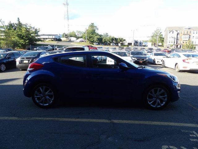 2017 Hyundai Veloster Base