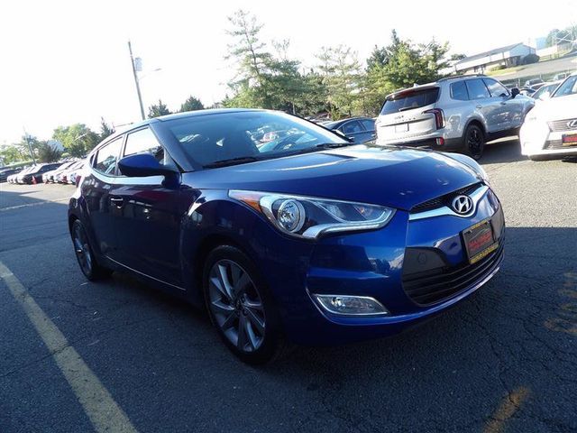 2017 Hyundai Veloster Base