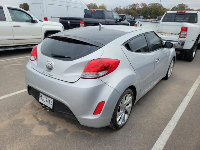 2017 Hyundai Veloster Base