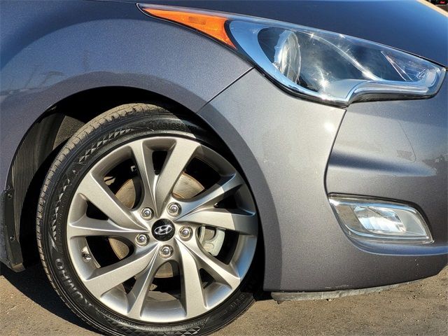 2017 Hyundai Veloster Base