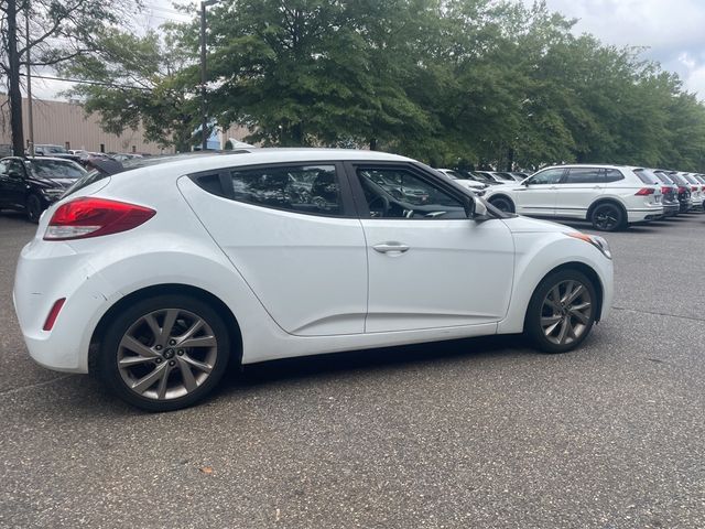 2017 Hyundai Veloster Base