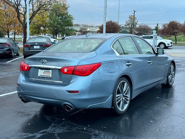 2017 INFINITI Q50 Hybrid Base