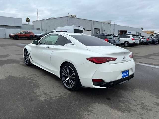 2017 INFINITI Q60 2.0T