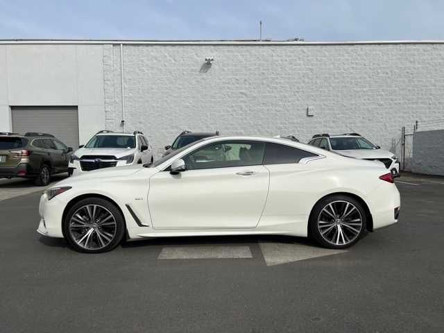 2017 INFINITI Q60 2.0T