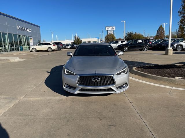 2017 INFINITI Q60 2.0T