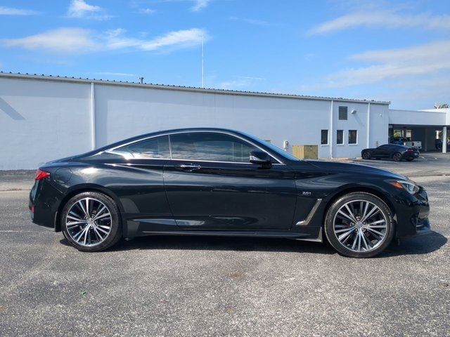 2017 INFINITI Q60 2.0T Premium