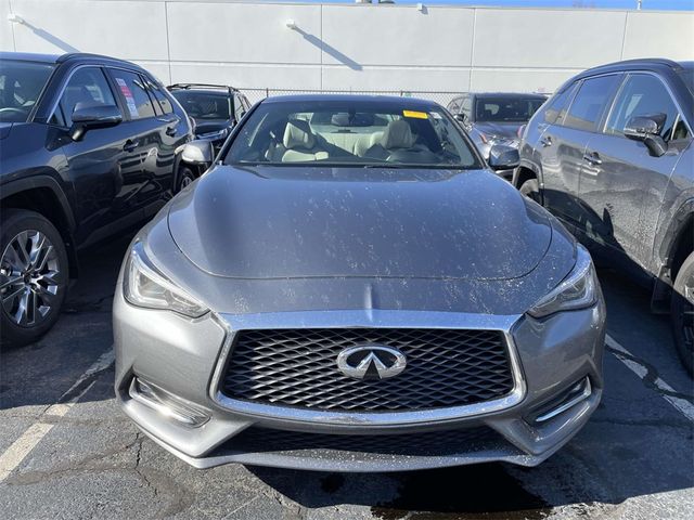 2017 INFINITI Q60 2.0T Premium