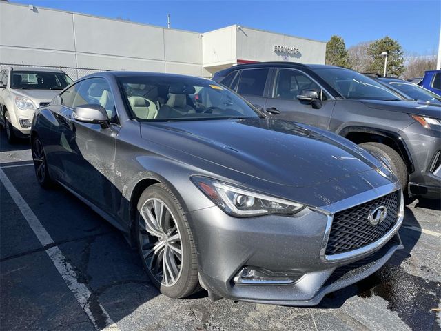 2017 INFINITI Q60 2.0T Premium