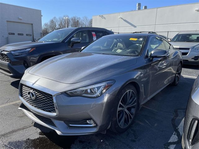 2017 INFINITI Q60 2.0T Premium