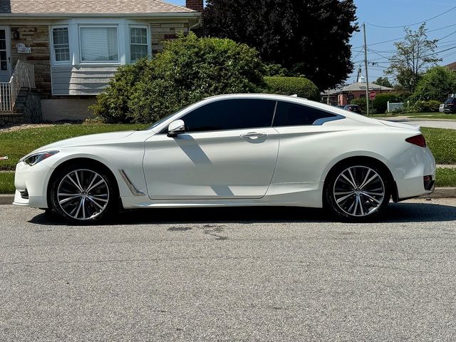 2017 INFINITI Q60 2.0T Premium