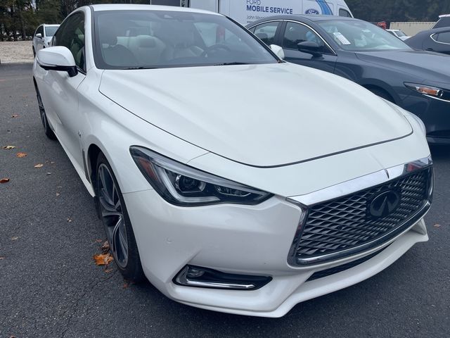 2017 INFINITI Q60 3.0T Premium