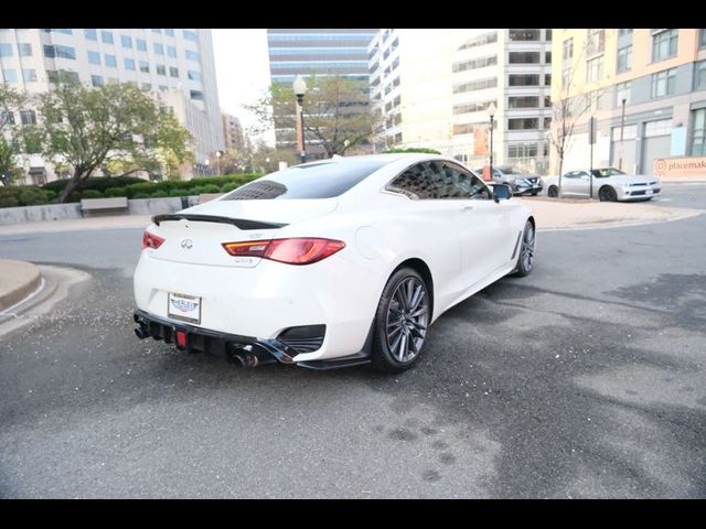 2017 INFINITI Q60 Red Sport 400