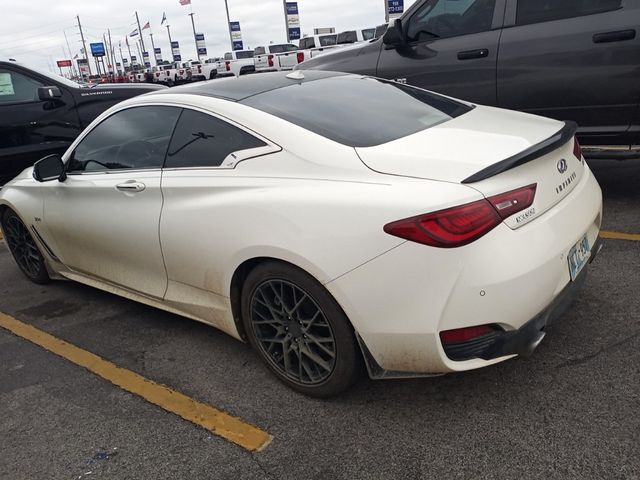 2017 INFINITI Q60 Sport