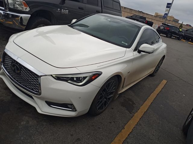 2017 INFINITI Q60 Sport